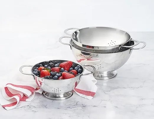 Le Creuset Set of 3 Stackable Colanders, Large, Stainless Steel