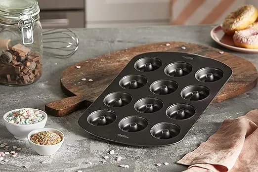 Wilton Small Donut Pan 12-Cavity, Steel