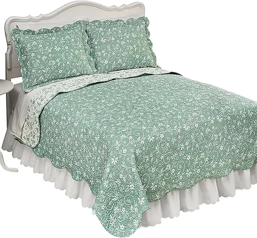 Collections Etc Reversible Floral Quilt with Scalloped Edges and Two-Tone Design, Sage, Twin