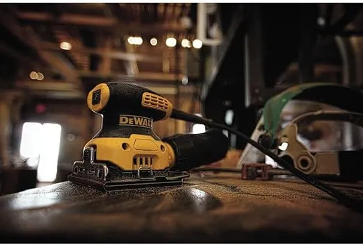 DEWALT Electric Sander, 1/4-Inch Sheet, 14,000 OPM (DWE6411)