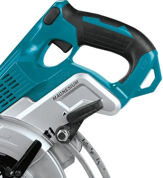 Makita XSR01PT 36V (18V X2) LXT® Brushless Rear Handle 7-1/4" Circular Saw Kit (5.0Ah)