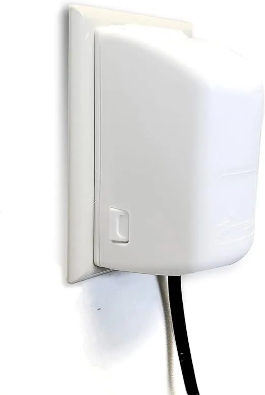 Dreambaby Dual Fit Outlet Cover Box - Baby Safety Outlet Cover for Standard & Decora Plugs - Child Proof Electrical Outlet Plugs - Essential Plug Cover for Baby Proofing - 2 Pack