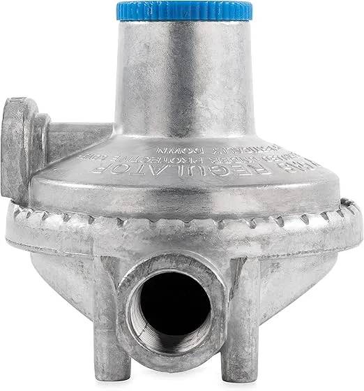 Camco 59333 Horizontal Two Stage Propane Regulator with POL